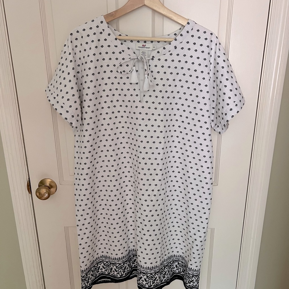 Vineyard Vines womens shift dress